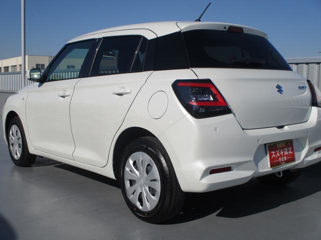 スイフト ＸＧ　デュアルセンサーブレーキサポート２　オートライト　プッシュスタート　シートヒーター　オートエアコン　スズキセーフティーサポート　衝突被害軽減システム　アイドリングストップ　衝突安全ボディ　盗難防止システム（9枚目）