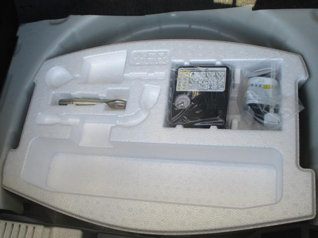 スイフト ＸＧ　デュアルセンサーブレーキサポート２　オートライト　プッシュスタート　シートヒーター　オートエアコン　スズキセーフティーサポート　衝突被害軽減システム　アイドリングストップ　衝突安全ボディ　盗難防止システム（33枚目）