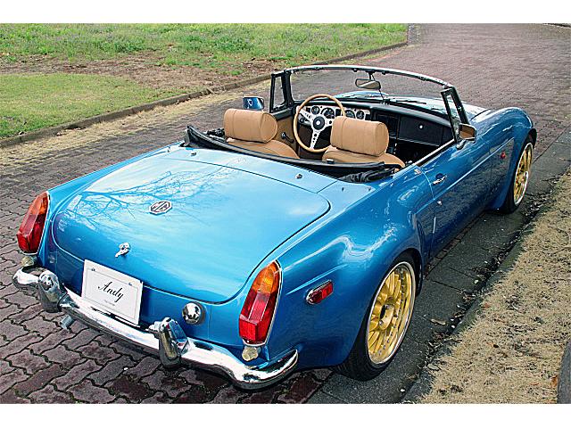 ＭＧＢ ベースグレード　英国２ドアオープンカー！！ＷｉｄｅＢｏｄｙ！！（7枚目）