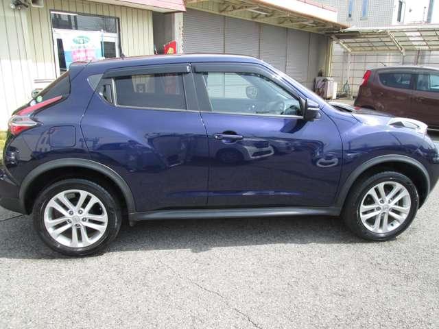 ジューク １５ＲＸ　Ｖセレクション　ナビ　Ｂカメラ　　衝突軽減ブレーキ（4枚目）