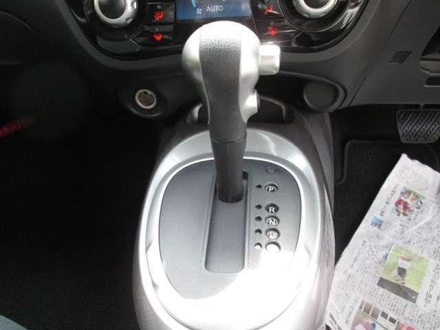 ジューク １５ＲＸ　Ｖセレクション　ナビ　Ｂカメラ　　衝突軽減ブレーキ（16枚目）