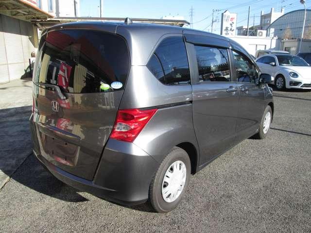 フリード Ｇ　ジャストセレクション　ナビＴＶ　Ｂカメラ　片側電動ドア　点検記録簿付（5枚目）