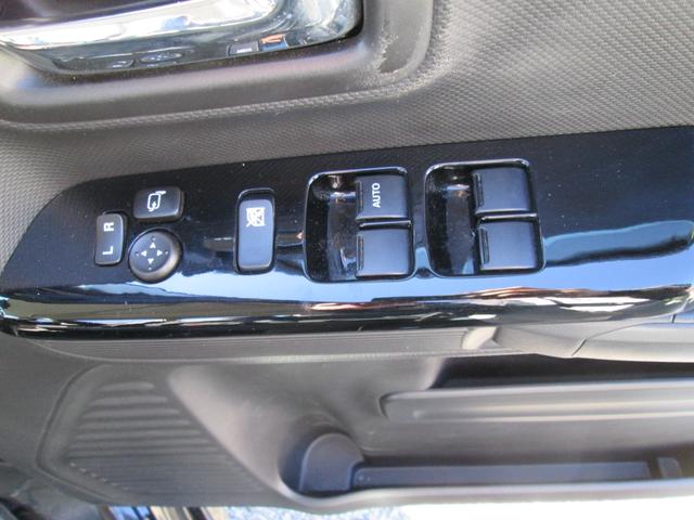 スペーシアカスタム ハイブリッドＸＳターボ　コムテックドライブレコーダー前後　ＥＴＣ　前後誤発進抑制機能　ＡＣ　リアコーナーセンサー　オートＬＥＤ　盗難防止　衝突安全ボディ　スマートキー付　ＥＳＣ　フルフラットシート　ＬＥＤ　ナビＴＶ　クルコン（24枚目）