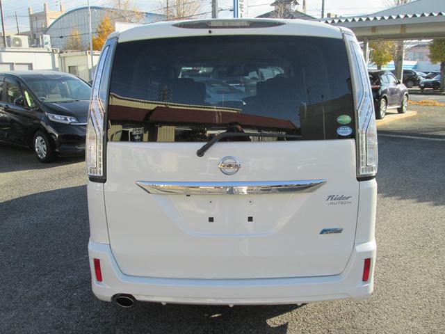 セレナ ライダー S-ハイブリッド(3枚目)