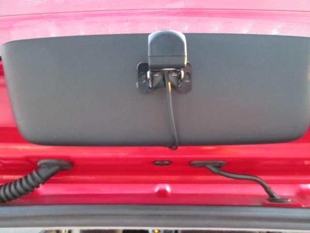 ソリオ ハイブリッドＭＺ　運転席側シートヒーター　スマキー　キーフリー　セキュリティー　サイドエアバック　パワステ　Ｗエアバック　横滑防止　運転席エアバック　パワーウィンドウ　衝突安全ボディ　ＡＢＳ　ナビＴＶ　ＳＤナビ（17枚目）