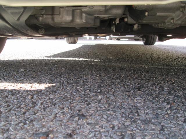 フリード ＧＨ　キーフリー　ＡＣ　盗難防止装置　ナビＴＶ　ＳＲＳ　Ｗエアバッグ　横滑り防止機能　パワーウィンドウ　パワーステアリング　ワンセグ　スマートキー　ＨＤＤナビ　ＡＢＳ（25枚目）