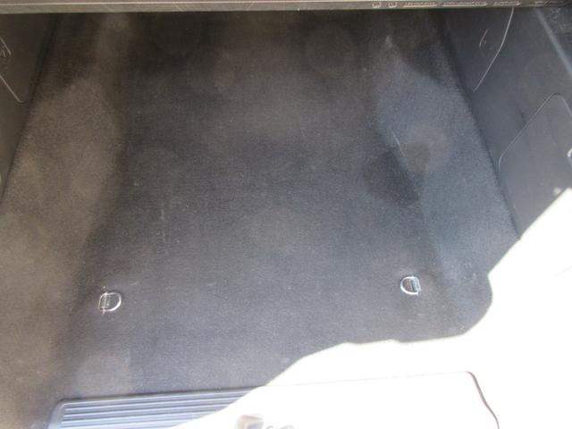 フリード+ハイブリッド ハイブリッドEX ワンセグTV ETC車載器 ナビTV 前席シートヒーター ウォークスルー LEDライト リアカメラ SD サイドカーテンエアバック スマートキー クルコン オートエアコン イモビ パワーステアリング(17枚目)