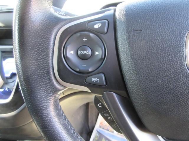 フリード+ハイブリッド ハイブリッドEX ワンセグTV ETC車載器 ナビTV 前席シートヒーター ウォークスルー LEDライト リアカメラ SD サイドカーテンエアバック スマートキー クルコン オートエアコン イモビ パワーステアリング(22枚目)