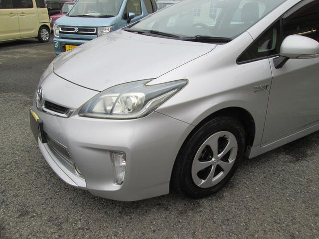 プリウスＰＨＶ Ｓ　運転席エアバッグ　イモビライザー　ナビＴＶ　ワンセグＴＶ　カーテンエアバッグ　パワーウインドウ　ＥＴＣ　パワステ　オートエアコン　Ｗエアバッグ　ＡＢＳ　衝突安全ボディ　ＳＤ（3枚目）