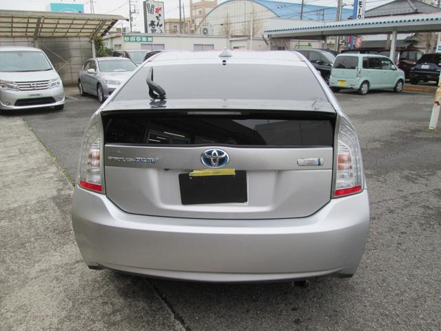 プリウスＰＨＶ Ｓ　運転席エアバッグ　イモビライザー　ナビＴＶ　ワンセグＴＶ　カーテンエアバッグ　パワーウインドウ　ＥＴＣ　パワステ　オートエアコン　Ｗエアバッグ　ＡＢＳ　衝突安全ボディ　ＳＤ（9枚目）