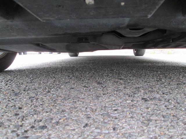 プリウスＰＨＶ Ｓ　運転席エアバッグ　イモビライザー　ナビＴＶ　ワンセグＴＶ　カーテンエアバッグ　パワーウインドウ　ＥＴＣ　パワステ　オートエアコン　Ｗエアバッグ　ＡＢＳ　衝突安全ボディ　ＳＤ（17枚目）