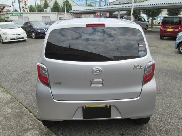 Ｘ　エコアイドリングストップ　運転席助手席エアバック　盗難防止　パワーウィンド　衝突安全ボディ　ワイヤレスキー　ＳＲＳ　ＡＢＳ　エアコン　パワーステアリング（画像2）