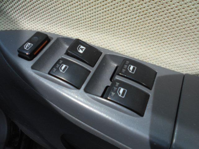 4WD CDプレイヤー付 エアコン パワステ(5枚目)