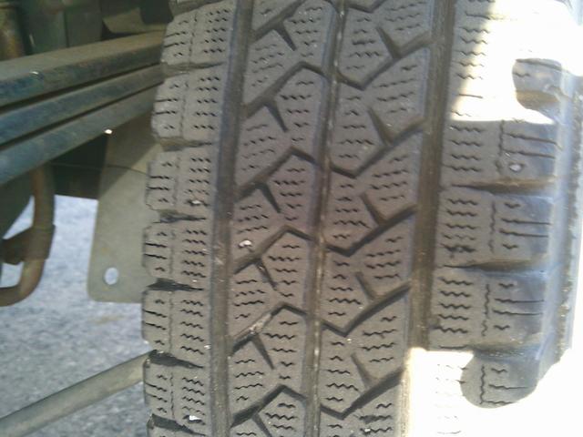 アクティトラック 　４ＷＤ　４３０Ｌタンクローリー　タンク検査付き　デジタルメーター　エアコン・パワステ付き　運転席側エアバッグ付き　５速ＭＴ（11枚目）