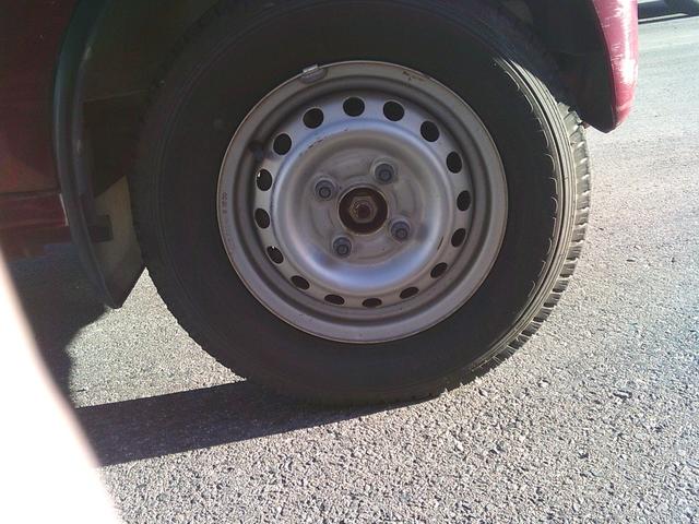 アクティトラック 　４ＷＤ　４３０Ｌタンクローリー　タンク検査付き　デジタルメーター　エアコン・パワステ付き　運転席側エアバッグ付き　５速ＭＴ（13枚目）