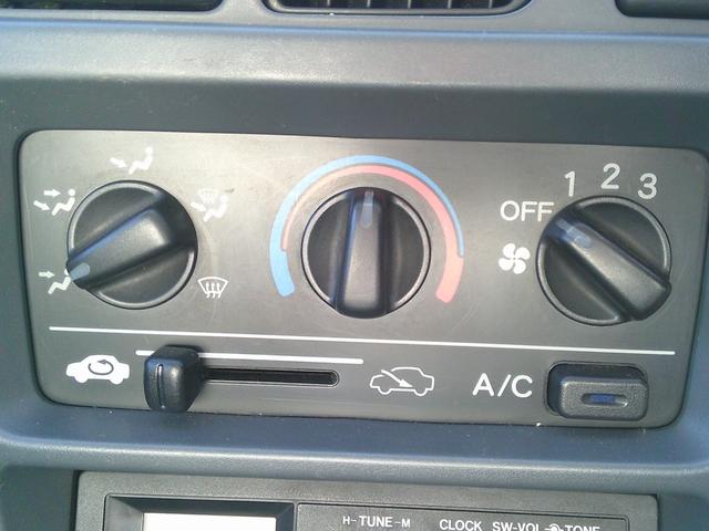 アクティトラック 　４ＷＤ　４３０Ｌタンクローリー　タンク検査付き　デジタルメーター　エアコン・パワステ付き　運転席側エアバッグ付き　５速ＭＴ（29枚目）