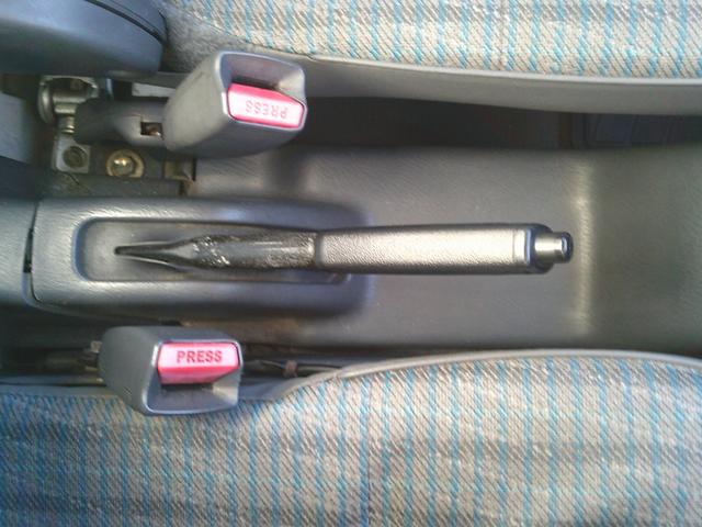 アクティトラック 　４ＷＤ　４３０Ｌタンクローリー　タンク検査付き　デジタルメーター　エアコン・パワステ付き　運転席側エアバッグ付き　５速ＭＴ（33枚目）