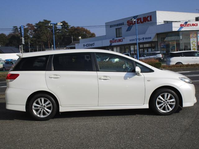 1.8S HDDナビTV バックカメラ ETC キーフリー HIDヘッドライト ワンオーナー 禁煙車(8枚目)