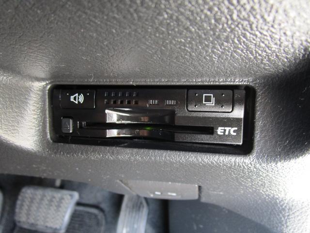 1.8S HDDナビTV バックカメラ ETC キーフリー HIDヘッドライト ワンオーナー 禁煙車(20枚目)