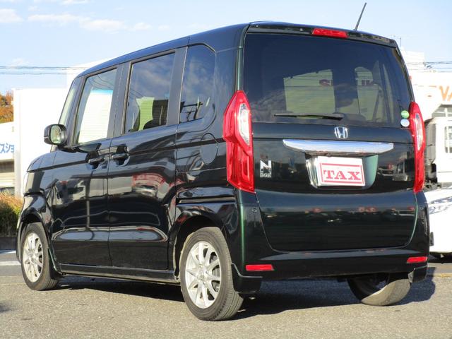 Gホンダセンシング 8インチSDナビ・フルセグTV バックカメラ ワンオーナー 禁煙車(4枚目)