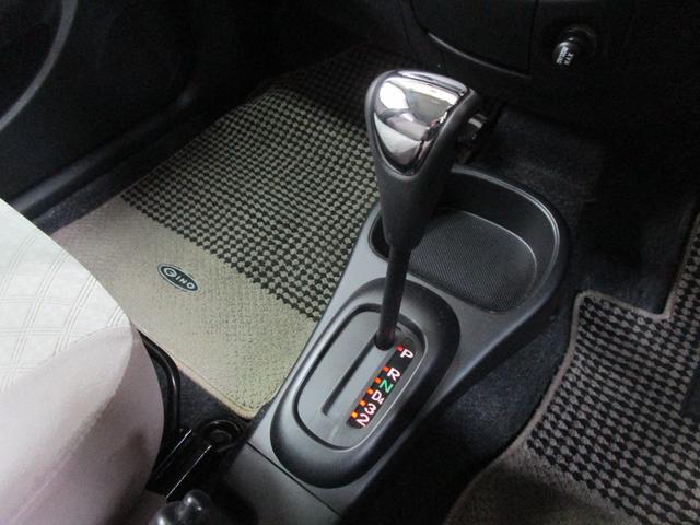 ミラジーノ Ｘ　禁煙車　ＣＤコンポ　キーレス　オートエアコン（17枚目）