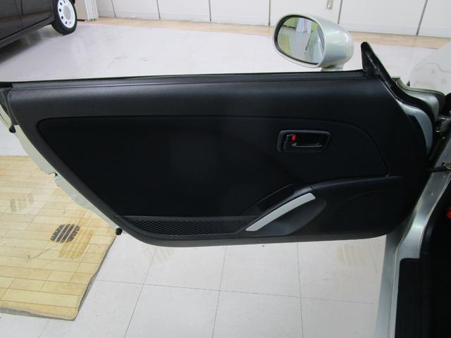 コペン アクティブトップ　禁煙車　電動オープン　ＣＤコンポ　キーレス　純正アルミホイール（23枚目）