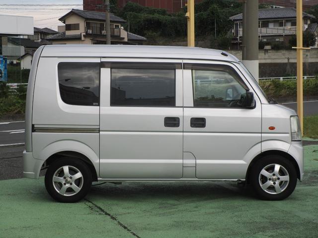 エブリイ ジョイン　禁煙車　４ＷＤ　５速マニュアル　ＣＤコンポ　ＥＴＣ　キーレス　フル装備（8枚目）