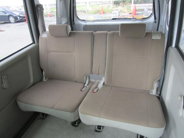 エブリイ ジョイン　禁煙車　４ＷＤ　５速マニュアル　ＣＤコンポ　ＥＴＣ　キーレス　フル装備（13枚目）