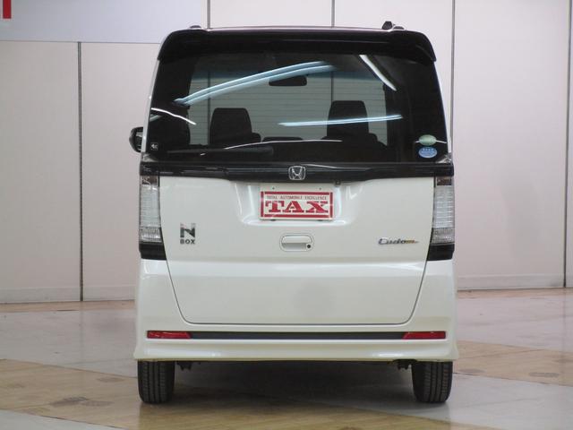Ｎ－ＢＯＸカスタム ２トーンカラースタイル　Ｇ・Ａパッケージ　禁煙車　社外ＳＤナビ・フルセグＴＶ・ブルートゥース　バックカメラ　ＥＴＣ　パワースライドドア　ＨＩＤヘッドライト　キーフリー　オートエアコン　純正アルミホイール（6枚目）