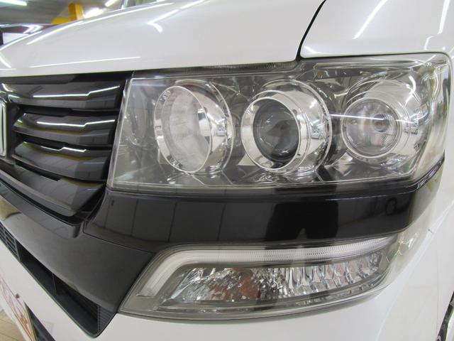 Ｎ－ＢＯＸカスタム ２トーンカラースタイル　Ｇ・Ａパッケージ　禁煙車　社外ＳＤナビ・フルセグＴＶ・ブルートゥース　バックカメラ　ＥＴＣ　パワースライドドア　ＨＩＤヘッドライト　キーフリー　オートエアコン　純正アルミホイール（34枚目）