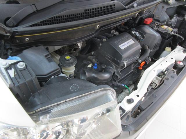 Ｎ－ＢＯＸカスタム ２トーンカラースタイル　Ｇ・Ａパッケージ　禁煙車　社外ＳＤナビ・フルセグＴＶ・ブルートゥース　バックカメラ　ＥＴＣ　パワースライドドア　ＨＩＤヘッドライト　キーフリー　オートエアコン　純正アルミホイール（38枚目）