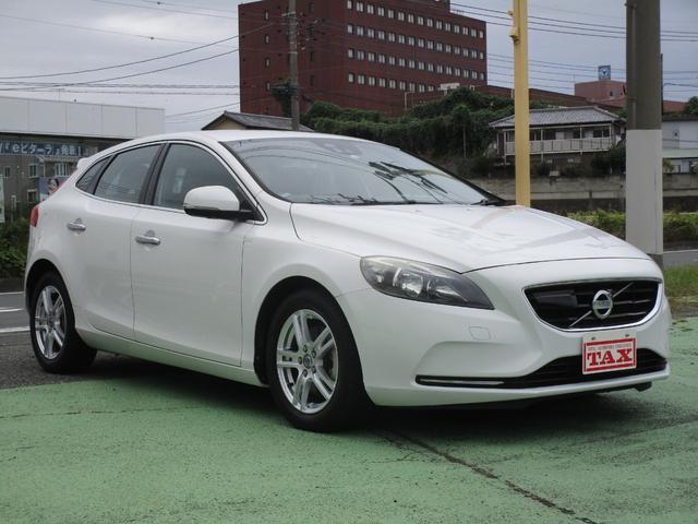 Ｖ４０ Ｔ４　禁煙車　純正ナビ・フルセグＴＶ・ブルートゥース　バックカメラ　ＥＴＣ（3枚目）