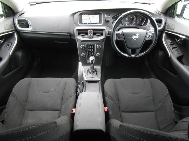 Ｖ４０ Ｔ４　禁煙車　純正ナビ・フルセグＴＶ・ブルートゥース　バックカメラ　ＥＴＣ（13枚目）