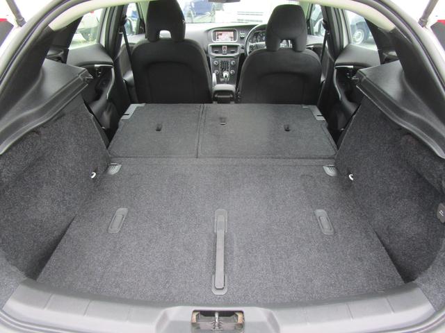 Ｖ４０ Ｔ４　禁煙車　純正ナビ・フルセグＴＶ・ブルートゥース　バックカメラ　ＥＴＣ（18枚目）