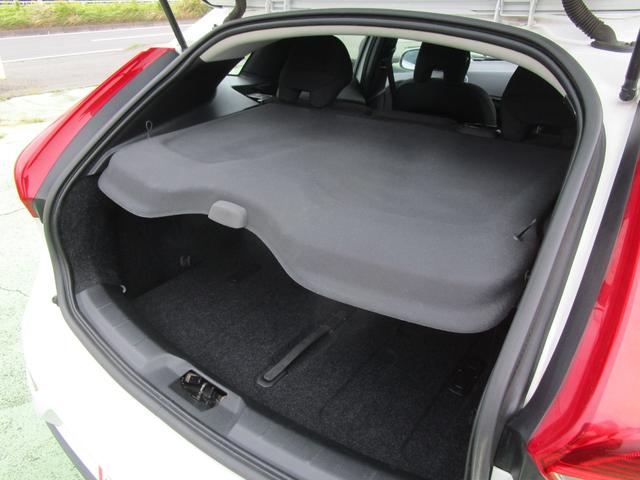 Ｖ４０ Ｔ４　禁煙車　純正ナビ・フルセグＴＶ・ブルートゥース　バックカメラ　ＥＴＣ（19枚目）