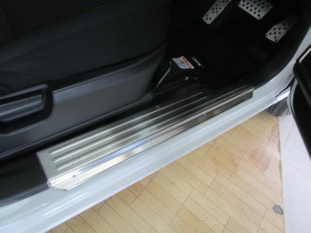 ジムニー XC ワンオーナー 禁煙車 純正SDナビ・フルセグTV・ブルートゥース バックカメラ ETC2.0 前後ドライブレコーダー シートヒーター LEDヘッドライト オートエアコン フロアマット ドアバイザー(33枚目)