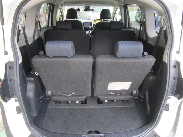 シエンタ Ｇ　禁煙車　両側パワースライドドア　純正ＳＤナビ・フルセグＴＶ・ブルートゥース　バックカメラ　ＥＴＣ　ドライブレコーダー　シートヒーター　キーフリー　ＬＥＤヘッドライト　オートエアコン（17枚目）