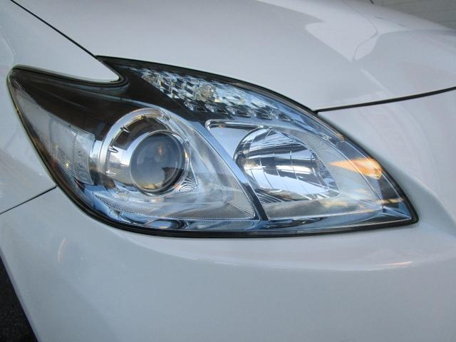 プリウス Ｓ　禁煙車　１１インチナビ・フルセグＴＶ・ブルートゥース　バックカメラ　前後ドライブレコーダー　デジタルインナーミラー　サンルーフ　ＨＩＤヘッドライト　キーフリー　ローダウン　ガザールマフラー（35枚目）