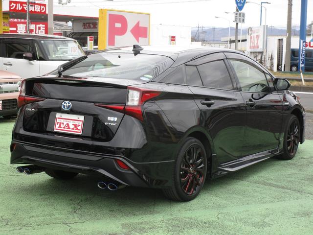 プリウス Ｓ　４ＷＤ　禁煙車　モデリスタエアロ　ＬＥＯＮＩＳ１７インチアルミホイール　ガナドールマフラー　純正ＳＤナビ・フルセグＴＶ・ブルートゥース　全方位モニター　ＥＴＣ　クルーズコントロール　ＬＥＤライト（2枚目）