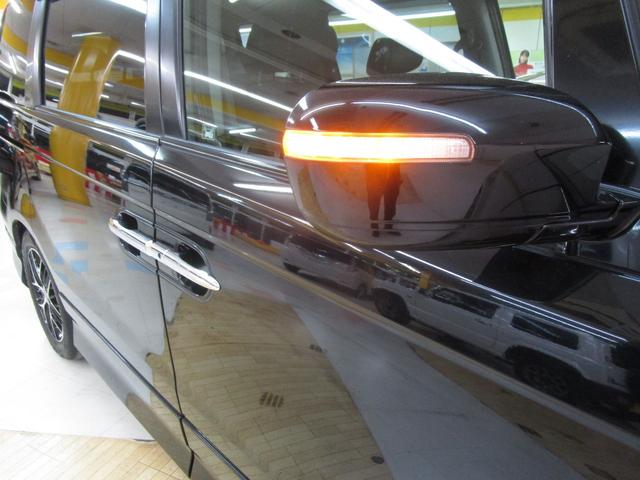 エリシオン ＶＧエアロＨＤＤナビスペシャルパッケージ　禁煙車　両側パワースライドドア　革シート　シートヒーター　純正ＨＤＤナビ・フルセグＴＶ　バックカメラ　ＥＴＣ　前後ドライブレコーダー　クルーズコントロール　ＨＩＤヘッドライト（35枚目）