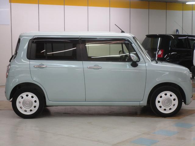 アルトラパンショコラ Ｘ　禁煙車　社外ナビＴＶ　ＥＴＣ　ドライブレコーダー　キーフリー　オートエアコン　ＨＩＤヘッドライト　純正アルミホイール（8枚目）