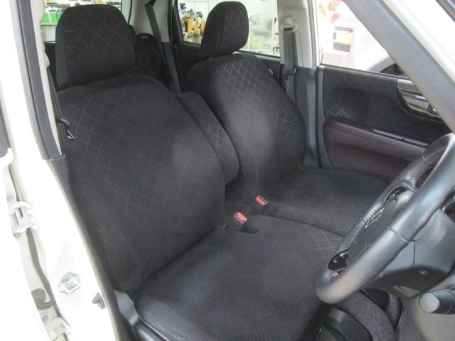 Ｎ－ＯＮＥ プレミアム・Ｌパッケージ　禁煙車　純正ナビＴＶ　バックカメラ　ＥＴＣ　ＨＩＤヘッドライト　オートエアコン　キーフリー　純正アルミホイール（11枚目）