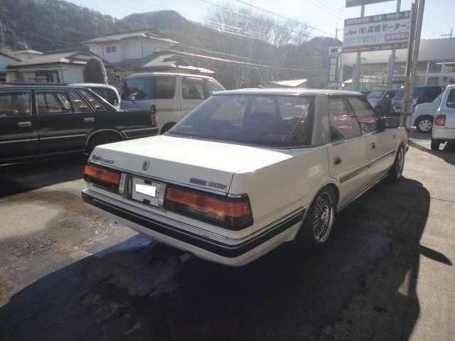 ロイヤルサルーン ツインカム24ツインカム24(5枚目)