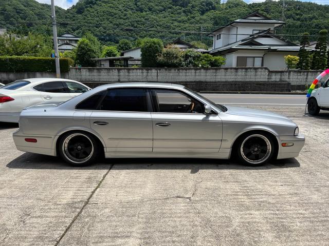 日産 インフィニティＱ４５