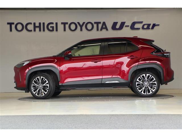 ヤリスクロス Ｚ　ワンオーナー　衝突被害軽減ブレーキ　ディスプレイオーディオ　ナビ　ＣＤ／ＤＶＤ　フルセグＴＶ　Ｂｌｕｅｔｏｏｔｈ接続　全周囲カメラ　ＥＴＣ２．０　シートヒーター　パワーテールゲート　純正アルミホイール（2枚目）