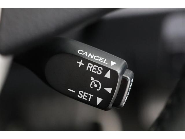 ヴォクシー ＺＳ　煌ＩＩＩ　ワンオーナー　衝突被害軽減ブレーキ　純正９インチナビ　ＣＤ／ＤＶＤ　フルセグＴＶ　Ｂｌｕｅｔｏｏｔｈ接続　バックカメラ　ＥＴＣ　クルーズコントロール　アイドリングストップ　純正アルミホイール（8枚目）