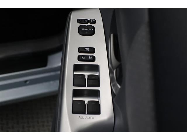 プリウスアルファ Ｓ　５人乗り　純正ナビ　ＣＤ／ＤＶＤ　フルセグＴＶ　Ｂｌｕｅｔｏｏｔｈ接続　バックカメラ　プッシュスタート　純正アルミホイール　ＬＥＤヘッドライト　ドアバイザー　フロアマット　ステアリングスイッチ（12枚目）
