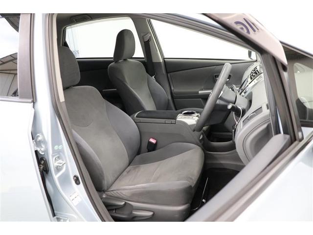 プリウスアルファ Ｓ　５人乗り　純正ナビ　ＣＤ／ＤＶＤ　フルセグＴＶ　Ｂｌｕｅｔｏｏｔｈ接続　バックカメラ　プッシュスタート　純正アルミホイール　ＬＥＤヘッドライト　ドアバイザー　フロアマット　ステアリングスイッチ（13枚目）