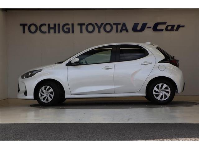 ヤリス Ｘ　レンタアップ　衝突被害軽減ブレーキ　ディスプレイオーディオ　ナビ　Ｂｌｕｅｔｏｏｔｈ接続　バックカメラ　ＥＴＣ　マニュアルエアコン　プッシュスタート　オートハイビーム　マニュアルライトレベライザー（2枚目）