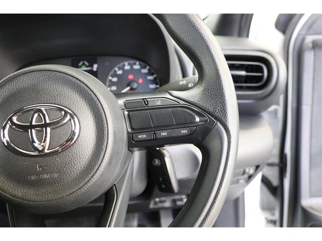 ヤリス Ｘ　レンタアップ　衝突被害軽減ブレーキ　ディスプレイオーディオ　ナビ　Ｂｌｕｅｔｏｏｔｈ接続　バックカメラ　ＥＴＣ　マニュアルエアコン　プッシュスタート　オートハイビーム　マニュアルライトレベライザー（10枚目）